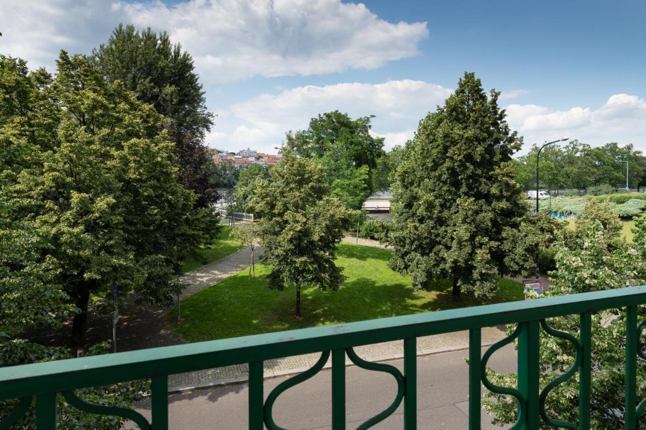 Luxury Apartment In Prime Location Prague Exterior photo